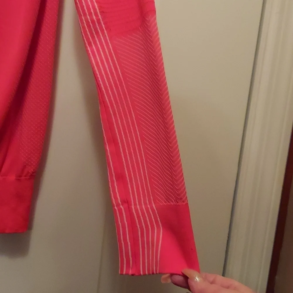 Women's Nike Dri-fit athletic top - Picture 3 of 7